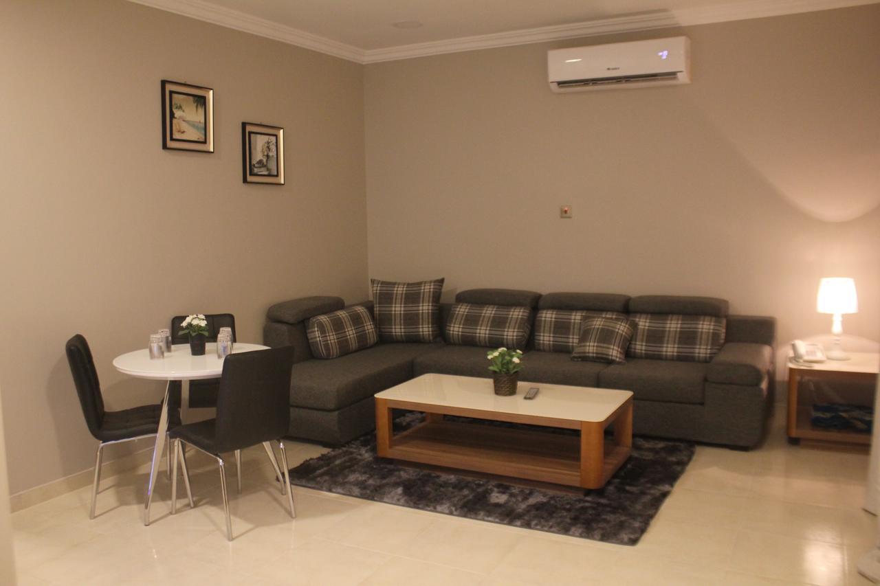 Gulf Breeze Hotel Apartments Al-Chubar Zewnętrze zdjęcie